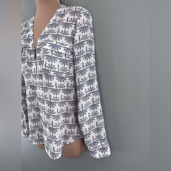 Express Women’s Peacock Blouse, size S - Picture 2 of 11